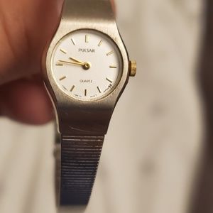 Ladies pulsar classic